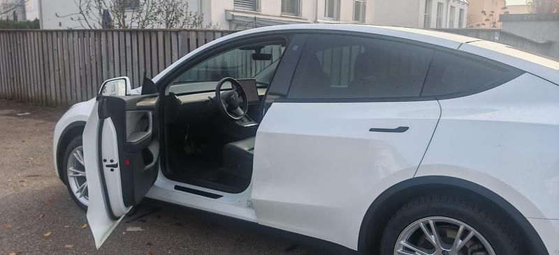 Gebraucht Tesla Model Y 378 kW (514 PS) 2022 SUV