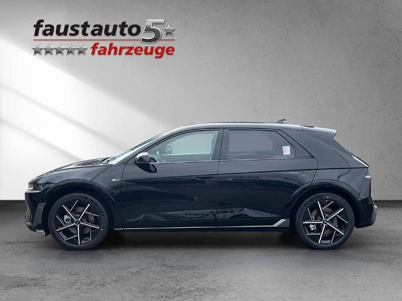 Neu Hyundai Ioniq N Line 239 kW (325 PS) 2025 Schwarz Kleinwagen