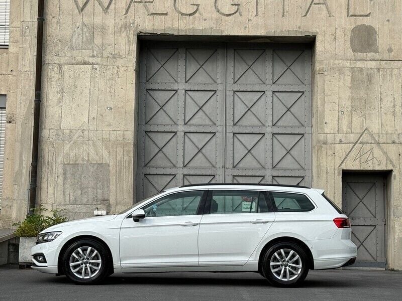 Gebraucht VW Passat Business 150 PS (110 kW) 2020