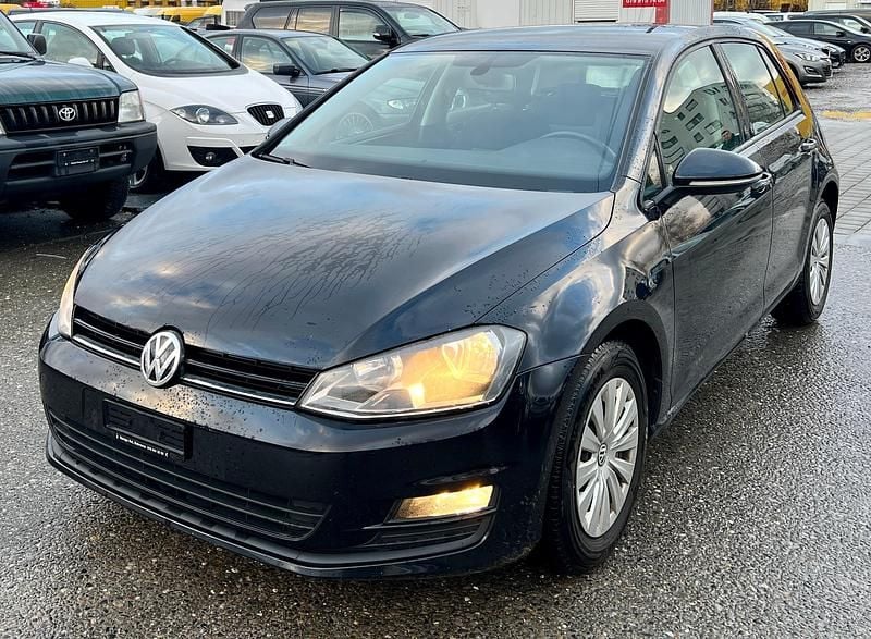 Gebraucht VW Golf VII 105 PS (77 kW) 2013 Limousine