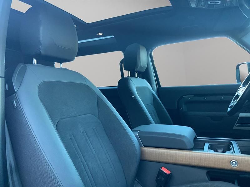 Gebraucht Land Rover Defender SE 200 PS (147 kW) 2022 Grau SUV