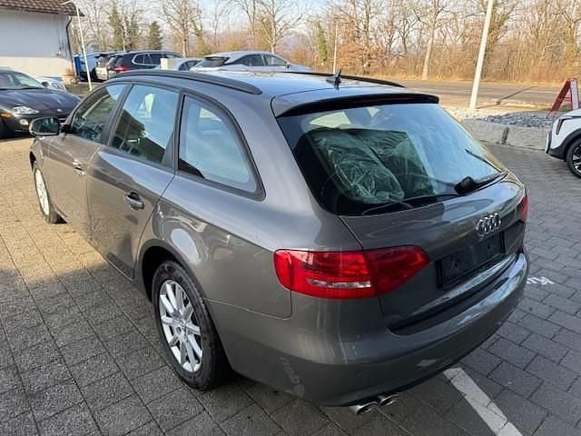 Gebraucht Audi A4 Design 150 PS (110 kW) 2015 Braun Kombi