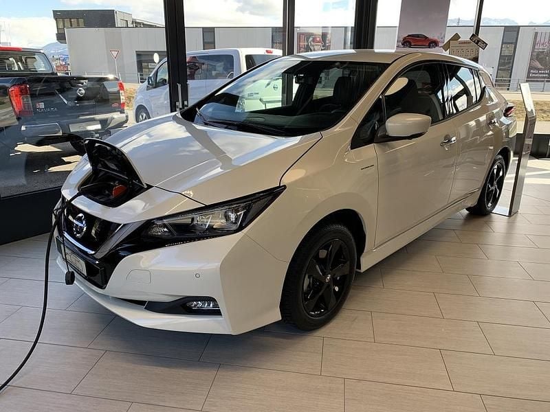 Gebraucht 2022 Nissan Leaf Tekna Kleinwagen | CHF 19’900 (Fairer Preis) - Bild 1/4