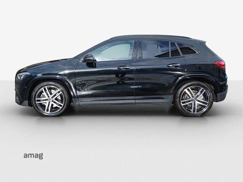 Gebraucht Mercedes GLA250 224 PS (164 kW) 2025 Schwarz SUV