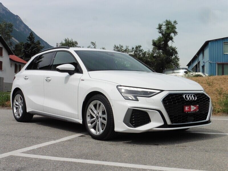 Gebraucht 2021 Audi A3 Sportback e-tron Attraction Kleinwagen | CHF 23’900 - Bild 1/4