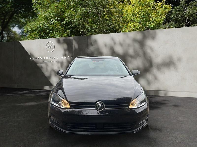 Gebraucht VW Golf VII Comfortline 122 PS (89 kW) 2014 Limousine