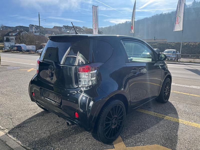 Gebraucht Toyota iQ 98 PS (72 kW) 2010 Kleinwagen