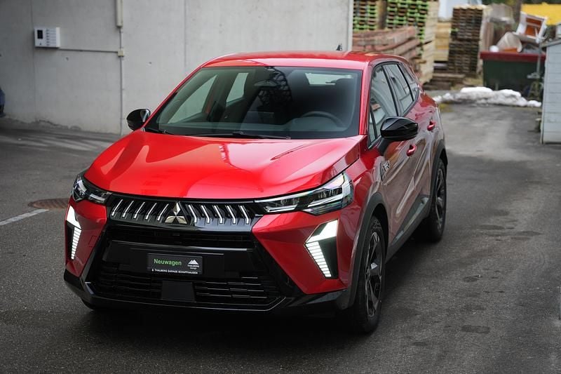 Neu Mitsubishi Grandis Invite+ 158 PS (116 kW) 2026 Rot SUV