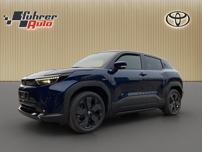 Blau Neu 2025 Toyota Urban Cruiser Premium SUV | CHF 39’800 - Bild 1/3