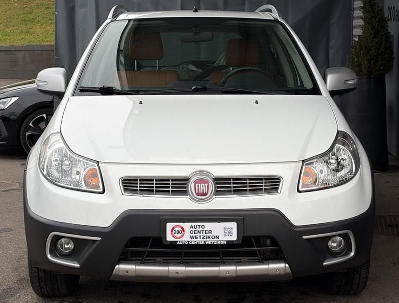 Gebraucht Fiat Sedici Emotion 120 PS (88 kW) 2014 SUV