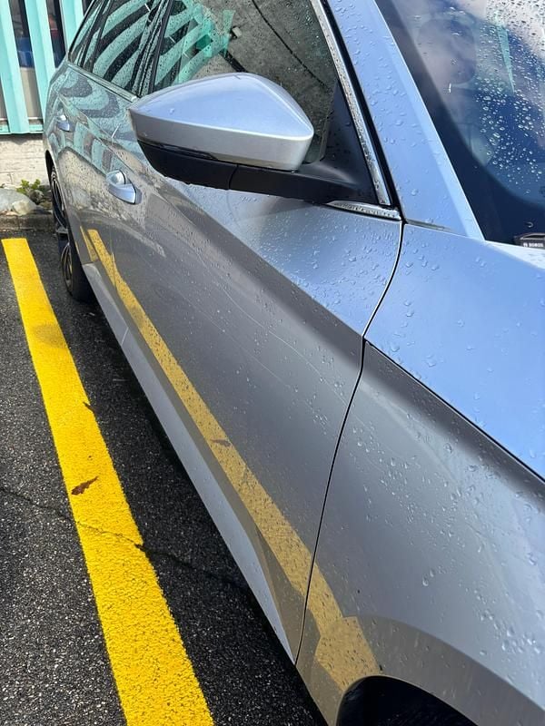 Gebraucht Skoda Superb SportlinePlus 190 PS (139 kW) 2019 Kombi