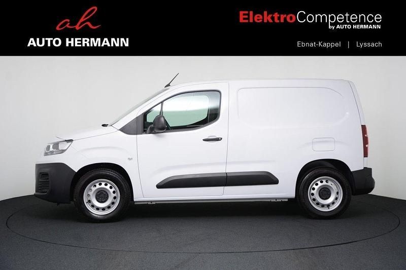 Neu Fiat e-Doblò 100 kW (136 PS) 2025 Van / Kleinbus