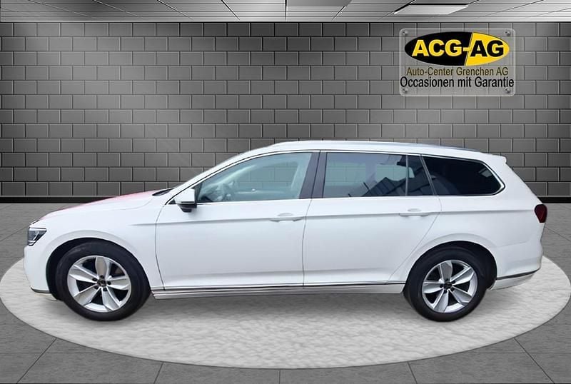 Gebraucht VW Passat Elegance 200 PS (147 kW) 2022 Kombi