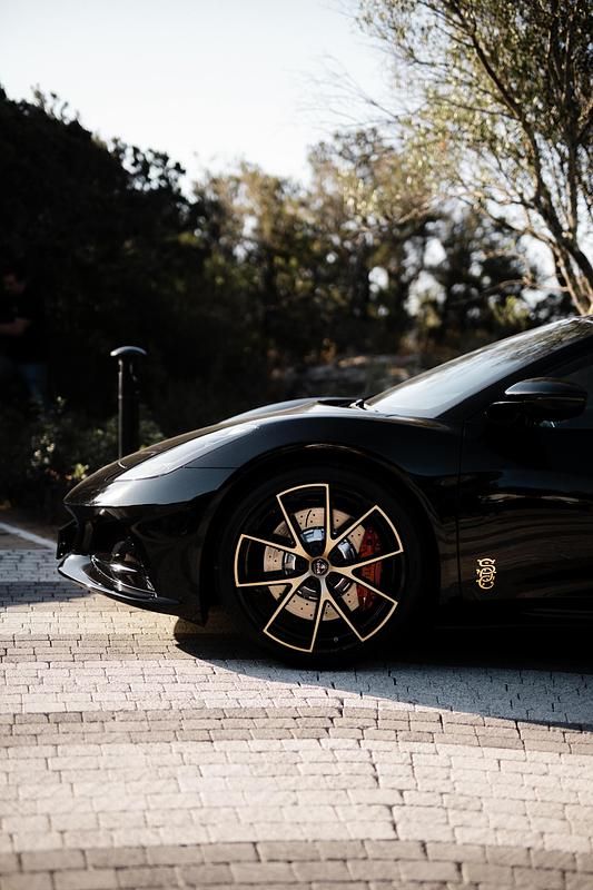 Neu 2025 Lotus Emira Coupé | CHF 99’000 - Bild 1/4