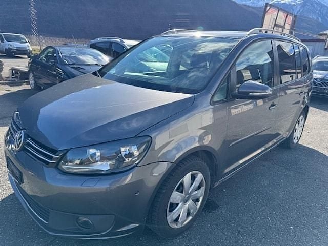Gebraucht VW Touran Comfortline 140 PS (102 kW) 2012 Van / Kleinbus