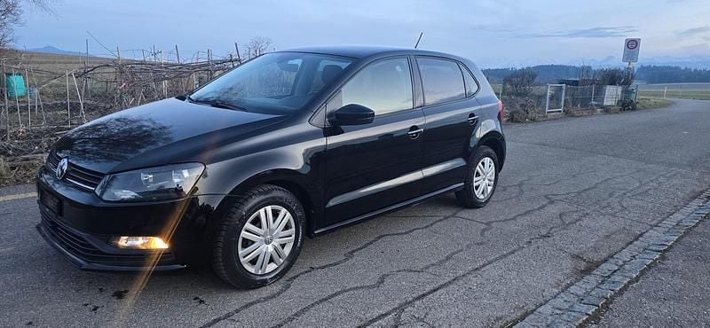 Gebraucht VW Polo Trendline 60 PS (44 kW) 2017