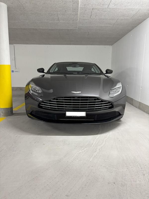 Gebraucht 2017 Aston Martin DB11 Launch Edition | CHF 105’400 - Bild 1/4