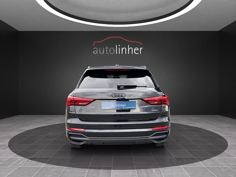 Gebraucht Audi Q3 Sportback S-Line 245 PS (180 kW) 2025 SUV