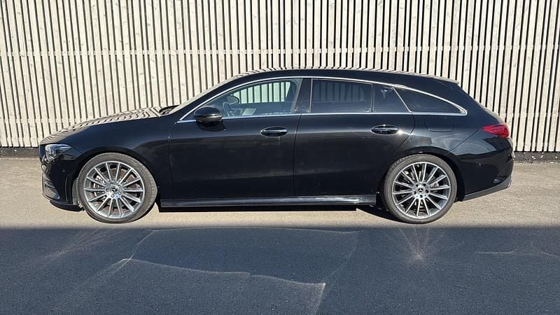 Gebraucht Mercedes CLA250 Shooting Brake AMG line 224 PS (164 kW) 2021 Kombi