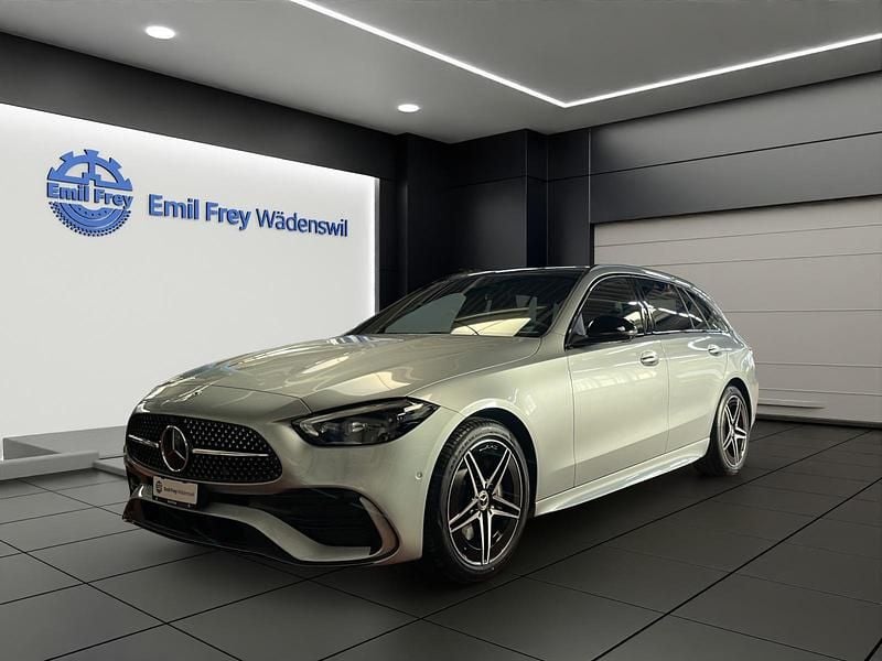 Neu Mercedes C220 AMG line 197 PS (144 kW) 2025 Blau Kombi
