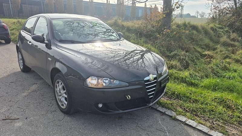 Gebraucht 2005 Alfa Romeo 147 Progression Kleinwagen | CHF 200 (Fairer Preis) - Bild 1/4