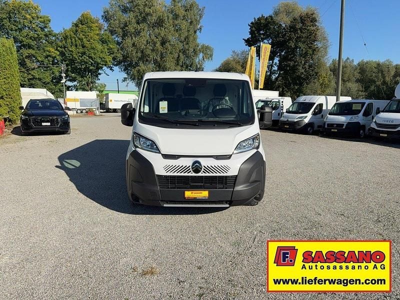 Neu Citroën Jumper 120 PS (88 kW) 2025 Van / Kleinbus