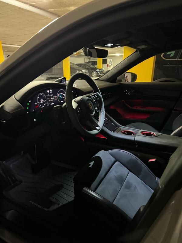 Gebraucht Porsche Taycan GTS Performance Package 439 kW (598 PS) 2022 Limousine