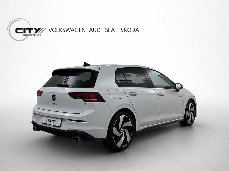 Gebraucht VW Golf GTI 265 PS (194 kW) 2024 Weiss Limousine