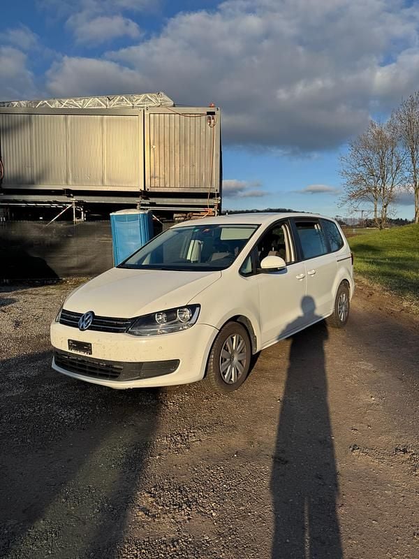 Gebraucht 2015 VW Sharan Trendline Van / Kleinbus | CHF 6’900 - Bild 1/4