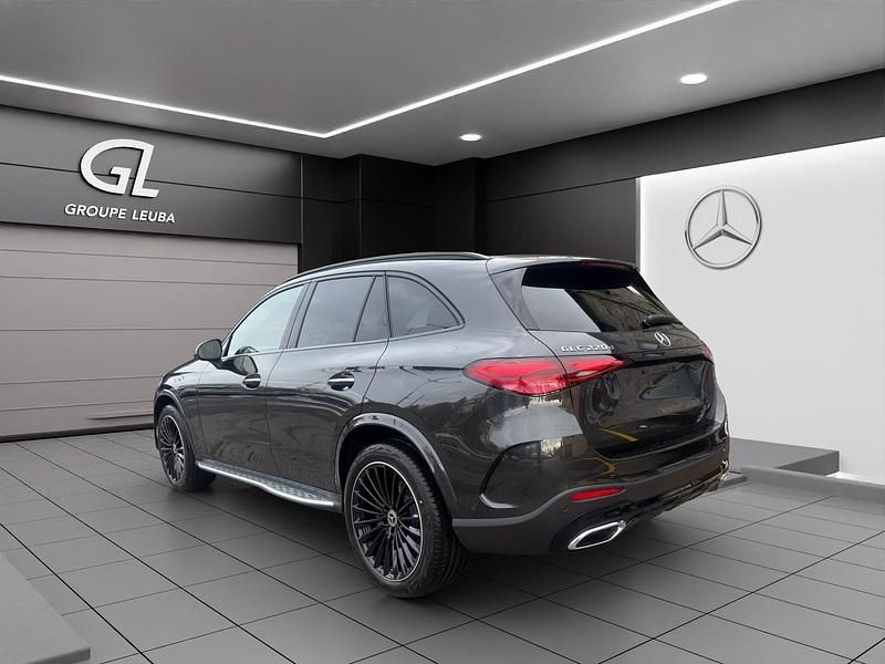 Neu Mercedes GLC220 197 PS (144 kW) 2026 Grau SUV