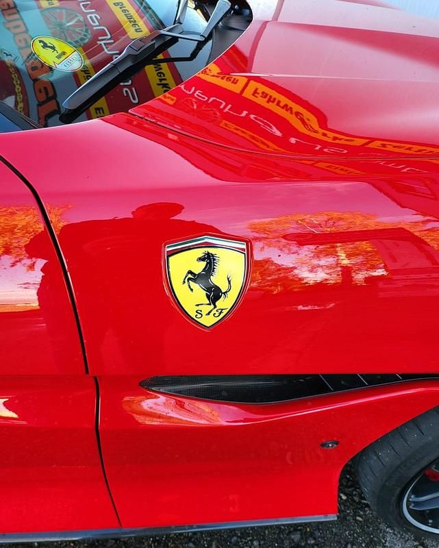 Gebraucht Ferrari Portofino 620 PS (456 kW) 2023 Cabrio