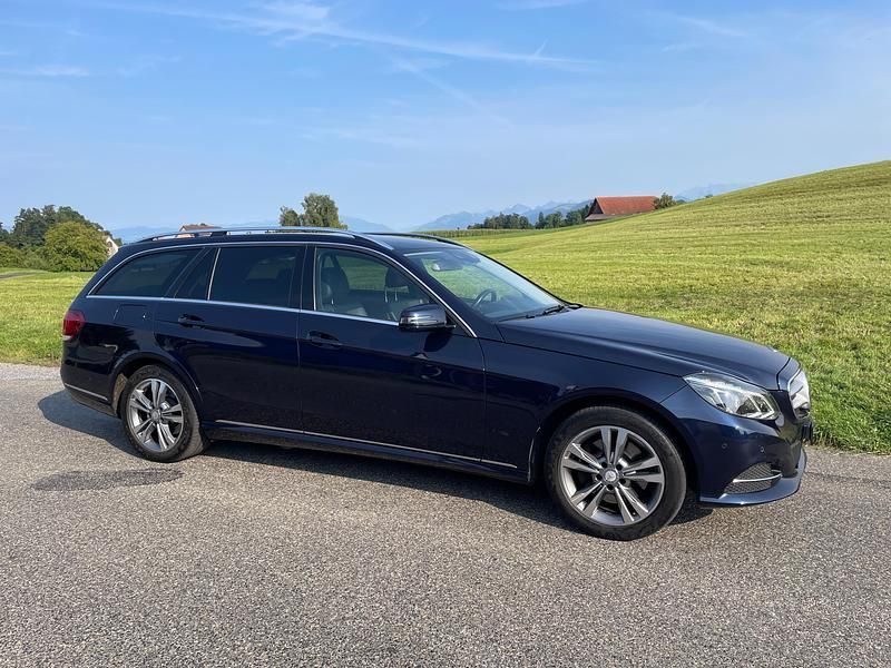 Gebraucht 2015 Mercedes E250 Avantgarde | CHF 15’500 (Guter Preis) - Bild 1/4