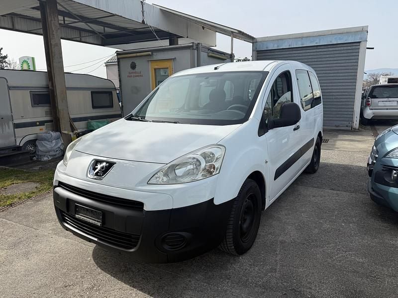 Gebraucht Peugeot Partner 98 PS (72 kW) 2012