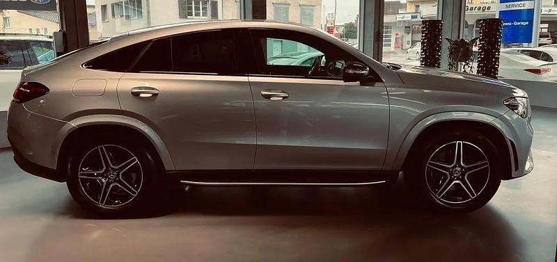 Gebraucht Mercedes GLE350 330 PS (242 kW) 2025 Silber mét.