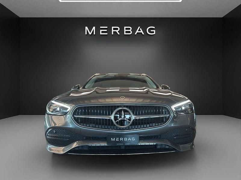 Gebraucht Mercedes C200 Avantgarde 204 PS (150 kW) 2022 Grau Kombi