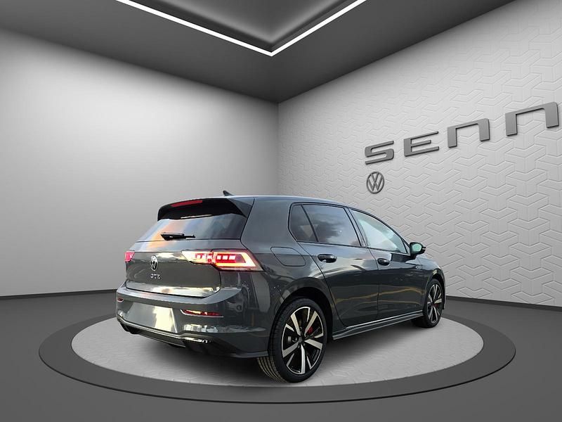 Neu VW Golf VIII GTE 272 PS (200 kW) 2025 Grau Limousine