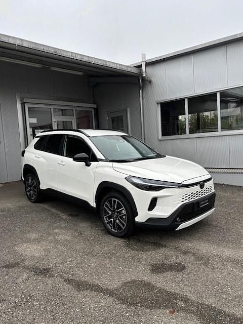 Neu 2025 Toyota Corolla Cross Comfort SUV | CHF 38’900 - Bild 1/4