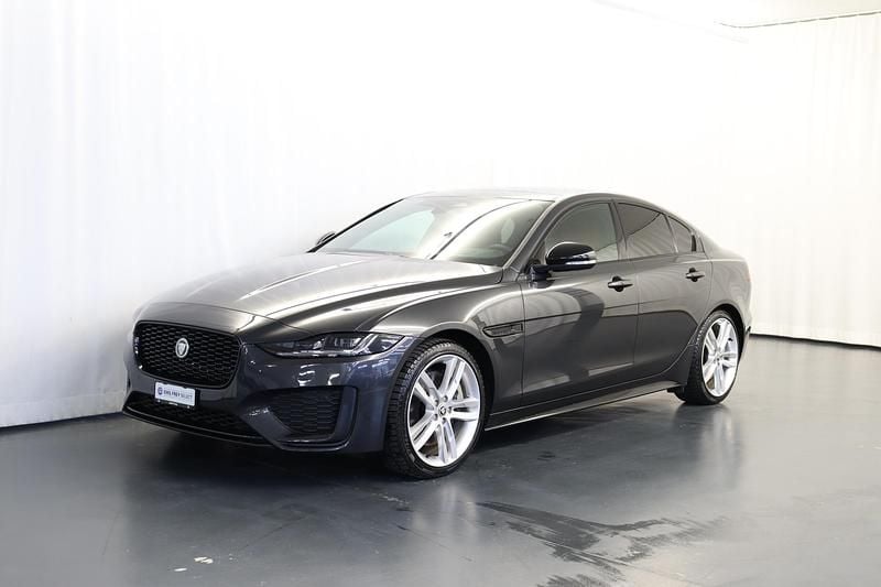 Gebraucht Jaguar XE 300 PS (220 kW) 2025 Grau Limousine