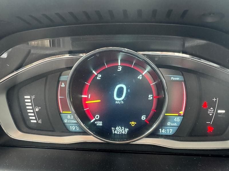 Gebraucht Volvo XC60 Summum 215 PS (158 kW) 2014 SUV