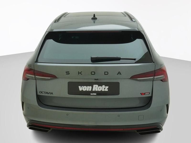 Neu Skoda Octavia RS 265 PS (194 kW) 2025 Schwarz Kombi