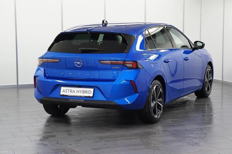 Gebraucht Opel Astra 181 PS (133 kW) 2023 Blau Limousine