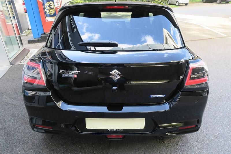 Gebraucht Suzuki Swift 82 PS (60 kW) 2024 Weiss Kleinwagen