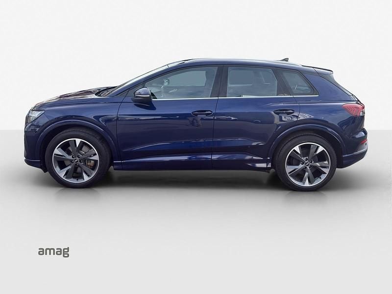 Gebraucht Audi Q4 e-tron Advanced 150 kW (204 PS) 2022 Navarrablau metallic SUV