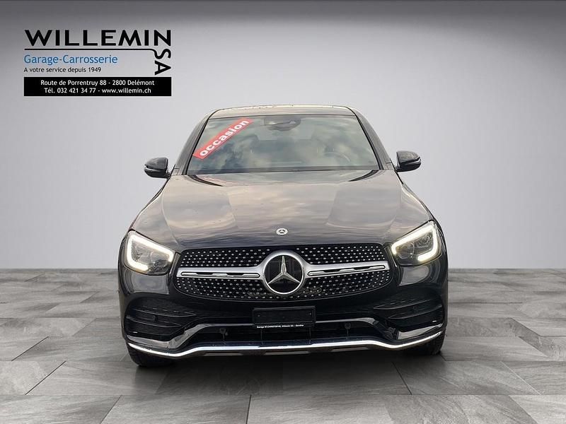 Gebraucht Mercedes GLC300 AMG line 258 PS (189 kW) 2020 Schwarz Coupé