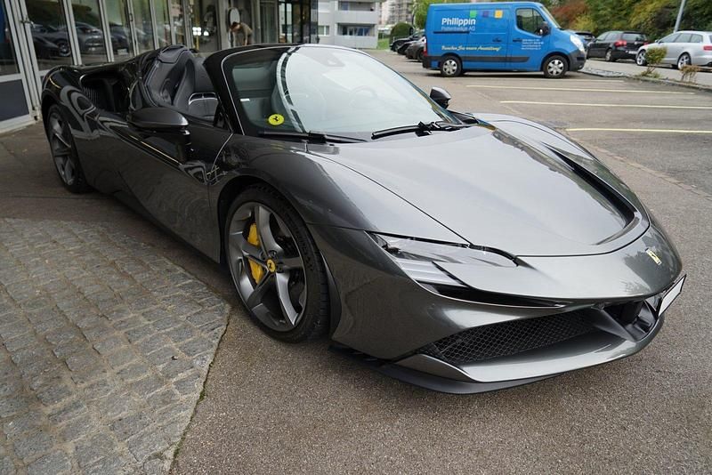 Gebraucht Ferrari SF90 780 PS (573 kW) 2022 Cabrio