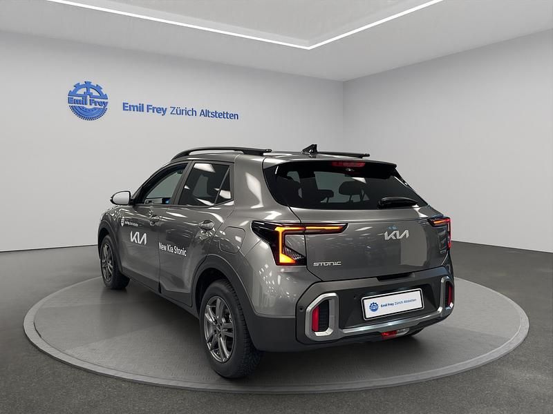 Neu Kia Stonic GT-Line 115 PS (84 kW) 2026 Grau SUV