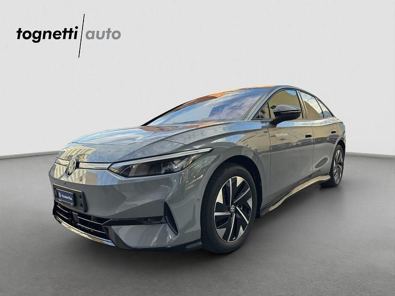 Gebraucht VW ID.7 Pro 210 kW (286 PS) 2023 Grau Kleinwagen