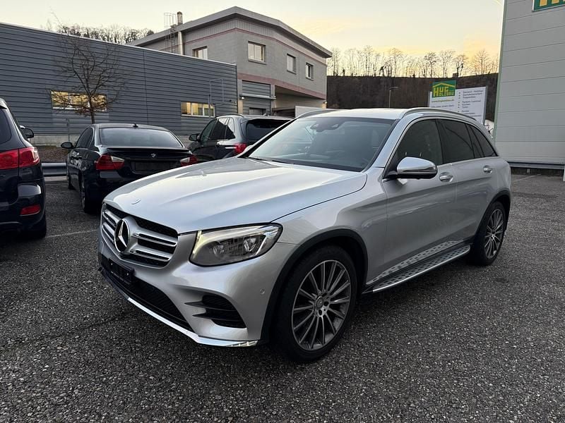 Gebraucht 2015 Mercedes GLC250 AMG line | CHF 24’850 (Fairer Preis) - Bild 1/4