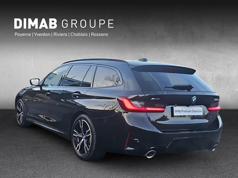 Gebraucht BMW 330e M Sport 292 PS (214 kW) 2022 Schwarz Kombi
