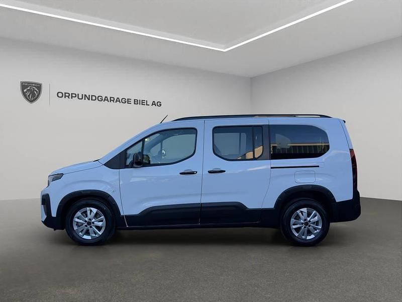 Neu Peugeot Rifter Allure 130 PS (95 kW) 2025 Van / Kleinbus